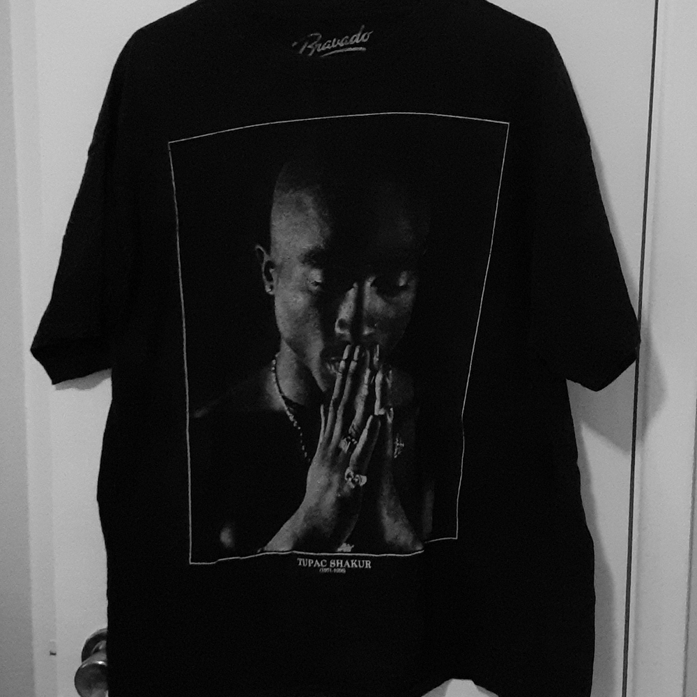 Men's large Tupak T